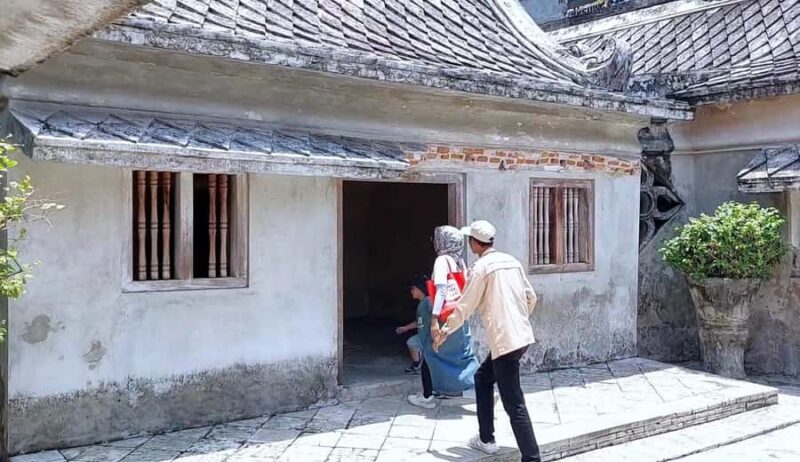 Java's Golden Triangle: Stones, Spires & Water Castle Sunset - FAQs