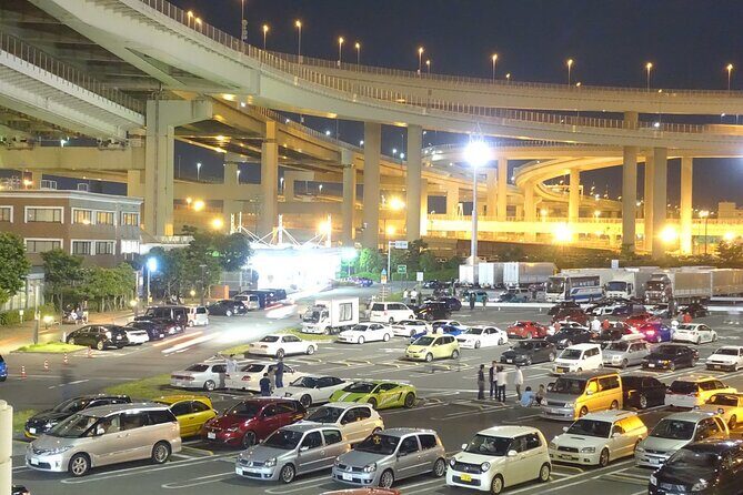 JDM daikoku Car met up Minivan Tour to Tokyo Tower - How This Tour Fits Into Your Tokyo Adventure