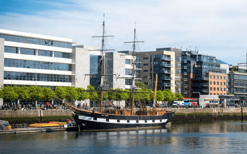 Jeanie Johnston Tallship Emigrant Experience in Dublin - A ship-sized view of Irish emigration
