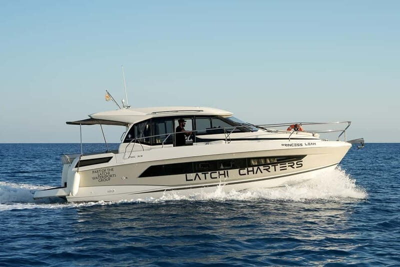 Jeanneau NC33- 4 hour Luxury Yacht Charter Blue Lagoon - Good To Know