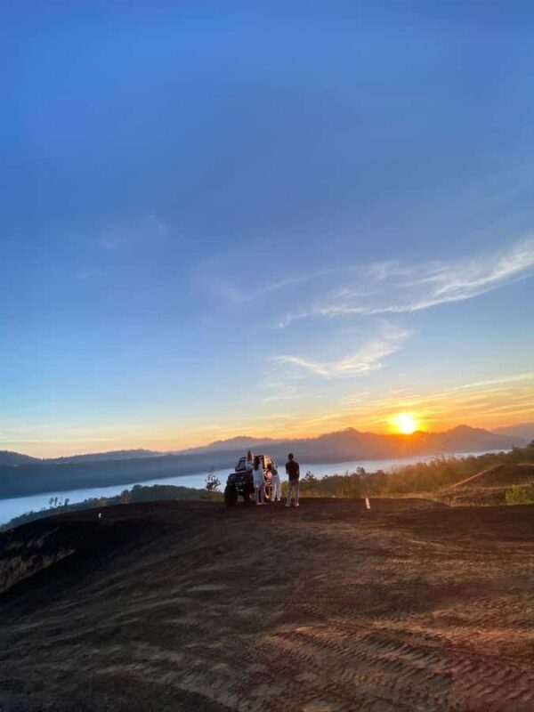 Jeep 4wd with sunrise & black lava - Good To Know