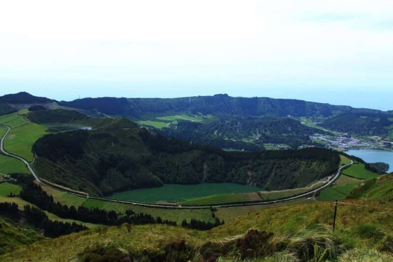 Jeep Full Day Sete Cidades & Firelake (Lagoa do Fogo) - Good To Know
