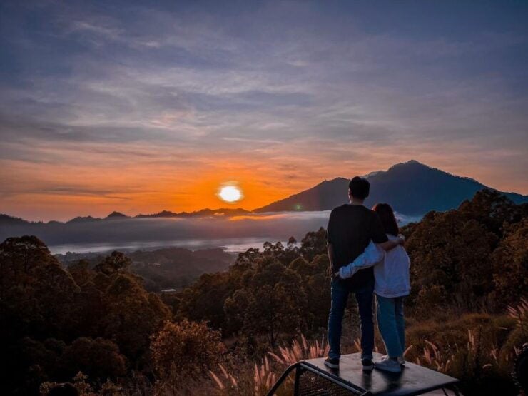 Jeep Pinggan Sunrise and Black Lava Mount Batur - Itinerary Details