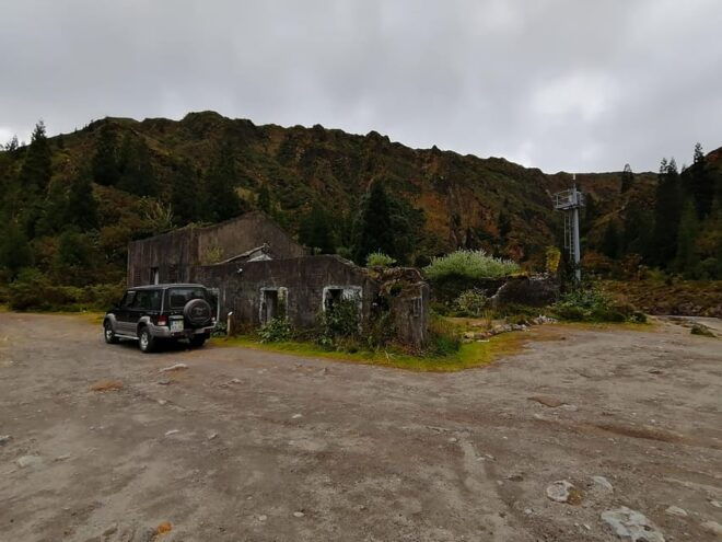 Jeep Tour Full Day East (Geothermia and Furnas) - Pickup and Initial Stops