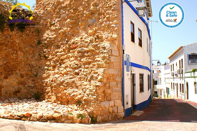 Jeep Tour of the City and Coast of Albufeira - Meeting and Pickup