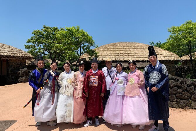 Jeju bus tour with professional English guide for cruise customer - FAQs