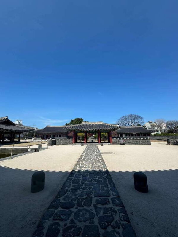 Jeju city walking tour with a certified guide - FAQ