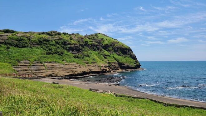 Jeju: Eastern Route Culture Exploration Day Tour - Experience and Attractions