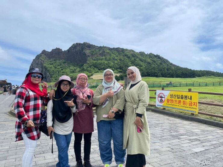 Jeju Eastern Routes Culture Exploration Day Tour - Free Cancellation and Flexible Booking Options