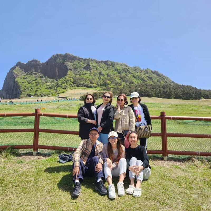 Jeju: Eastern UNESCO Join in Tour (Seongsan, Haenyeo Show) - The Guide Experience: Why It Matters