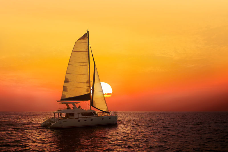 Jeju GrandeBleu 그랑블루요트 Luxury & Sunset Yacht 제주요트투어 - Choosing between daylight and sunset