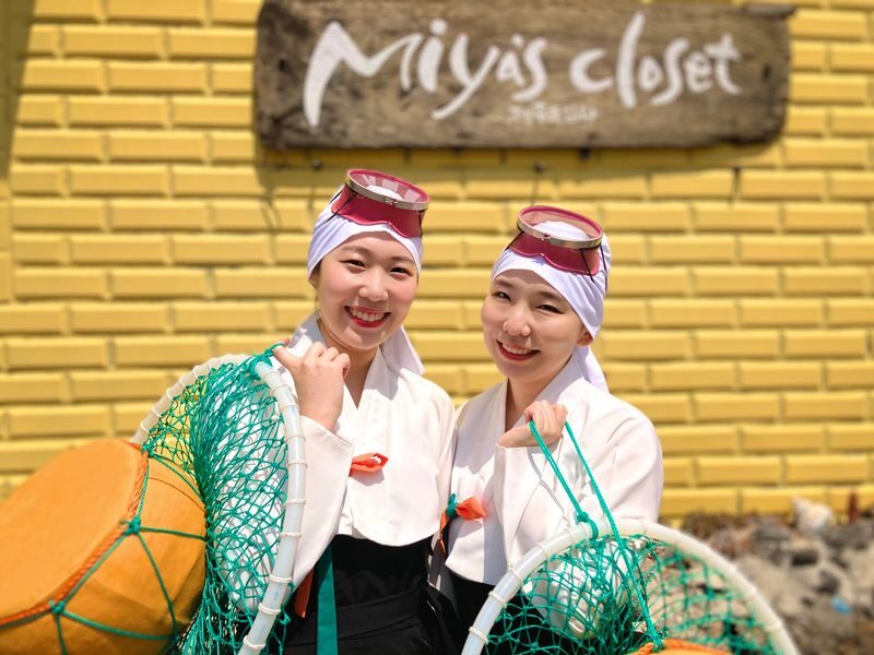 Jeju Haenyeo UNESCO Sea Women Photoshoot Experience - What you get for the price