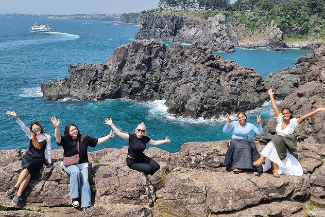 Jeju Island Popular Sightseeing Private Car Charter Tour 5/9hours - Dive Into the Details: What to Expect on Your Jeju Private Tour