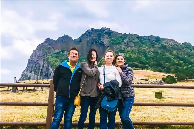 Jeju Island 개인 반일 교통 : 동쪽 명소만 - Prices for Cruise Shore Excursions
