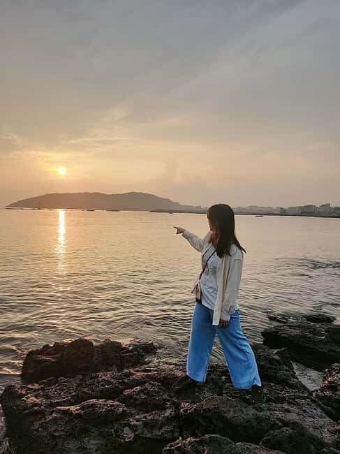Jeju Island: Sunrise Guided Tour with Hotel Pickup - A Deep Dive into the Jeju Sunrise Guided Tour