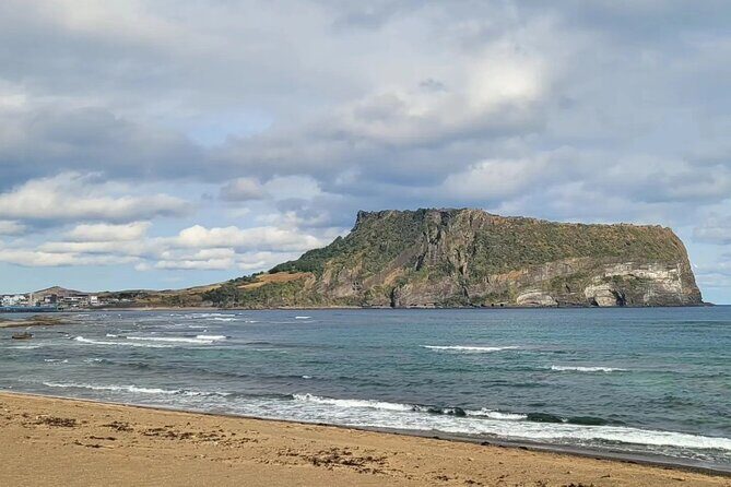 Jeju Island UNESCO small group day tour(Taxi, van & bus) - Good To Know