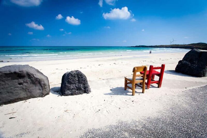 Jeju: Premium Small Group UNESCO Day Tour - East Coast - Seongsan Sunrise Peak: A Volcano Crater and Scenic Hike