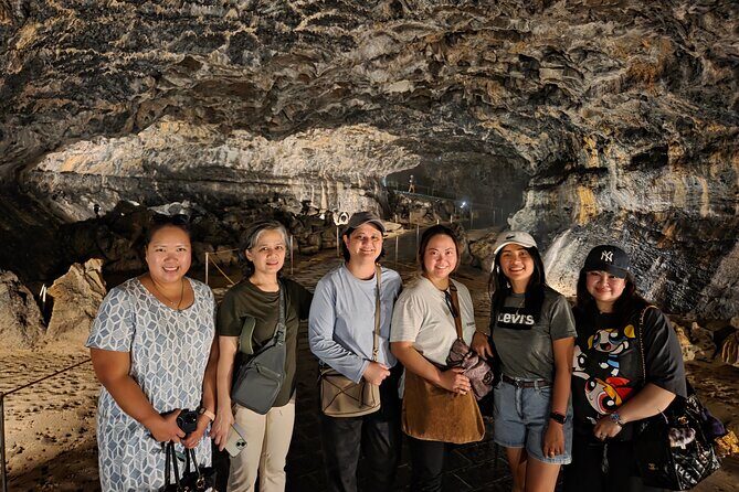 Jeju Private Taxi Tour with a Licensed English Guide-Driver - Exploring the Itinerary: Day 1  