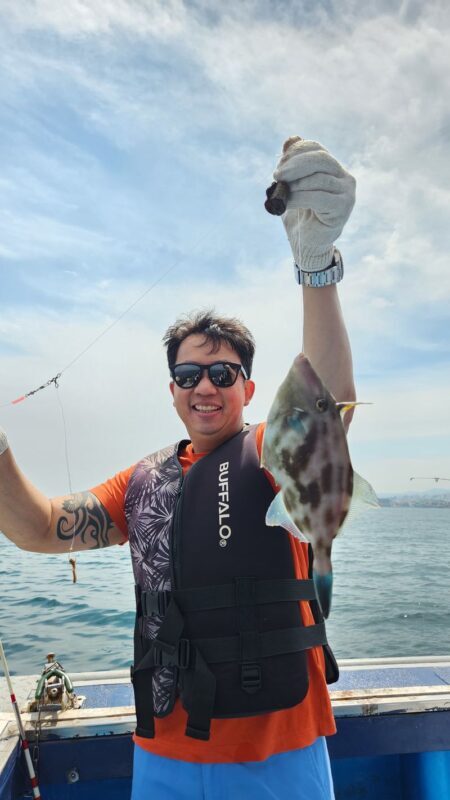 Jeju Sea Boat Fishing Tour with Lunch Included - Two hours on the water at Iho Tewoo