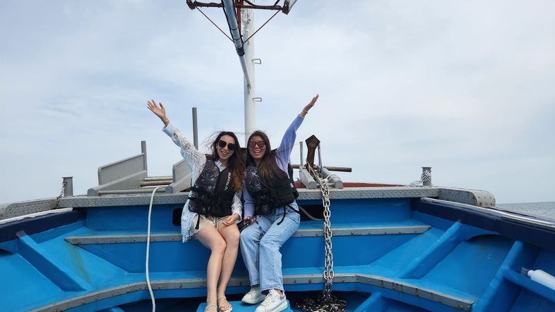 Jeju Sea Boat Fishing Tour with Lunch Included - What the price includes, and what it doesn’t