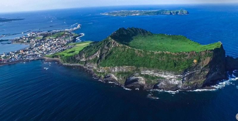 Jeju Seongsan Ilchulbong & Udo Island Full-Day Tour - Should you book?