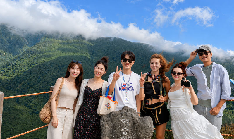 Jeju: UNESCO South & East Highlights 2 Days Combo Tour - Key points to know