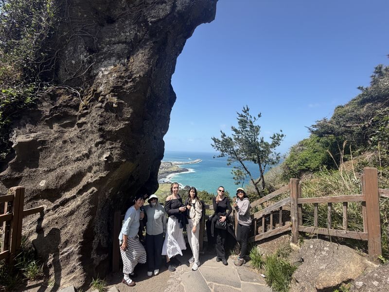 Jeju: UNESCO WestSouth & East Highlights 2 Days Combo Tour - Confirm the details that can make or break the trip