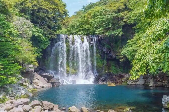 Jeju Western and Southern Routes Sightseeing Day Tour - Good To Know