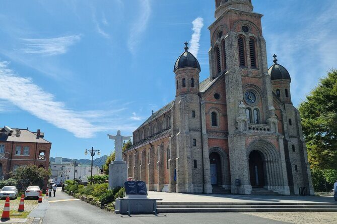 Jeonju Hanok Village and Maisan Tapsa Temple Day Tour From Seoul - Who Should Consider This Tour?
