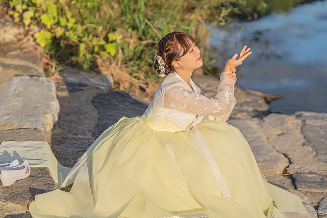 Jeonju Hanok Village Hanbok Rental Experience Hanboknam - Reviews by Viator Travelers