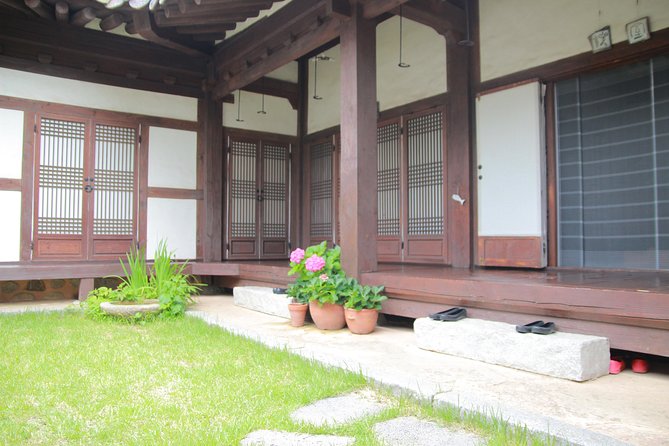 Jeonju Hanok Village One Day Tour From Seoul - Booking and Cancellation Policy