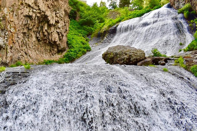 Jermuk (Waterfall), Noravank, Wine Tasting, Khor Virap - Noravank Historical Site