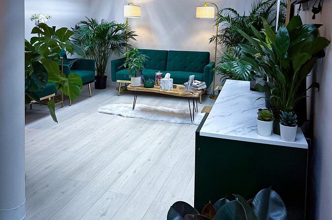 Jet Lag Massage - Who Should Consider This Experience?