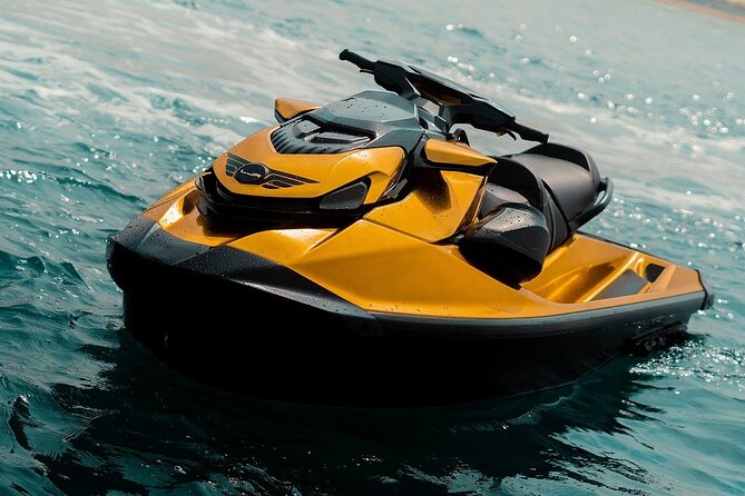 Jet Ski for Rent in Dubai - Inclusions and Safety Measures