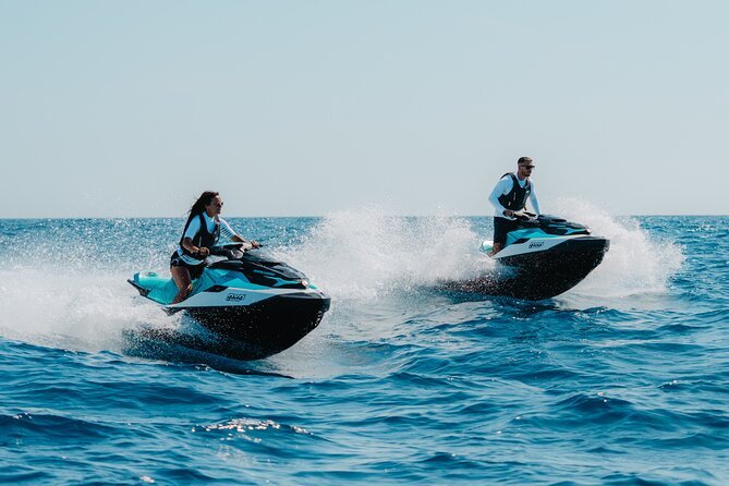 Jet Ski in Cala Dor - Date and Travelers