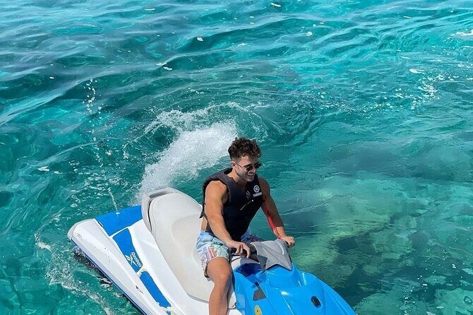 Jet Ski/ Parasailig Water Activity in Montego Bay Jamaica. - Jet Ski and Parasailing Water Activity in Montego Bay Jamaica: An In-Depth Review