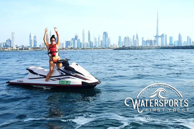 Jet Ski Tour Dubai: La Mer-World Island for 50 Minutes - The Sum Up