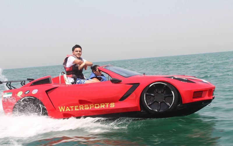 Jetcar Experience with Burj Al Arab View - Photos, spray, and the small details that matter