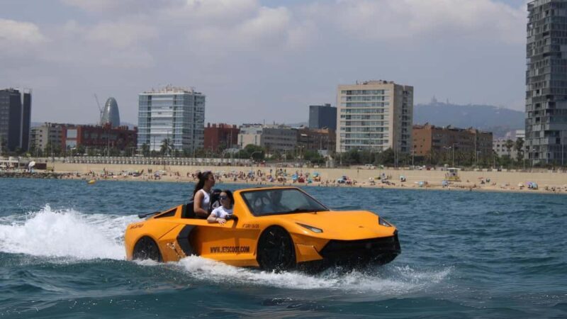 Jetcar: water car in Barcelona - What is the JetCar Experience?