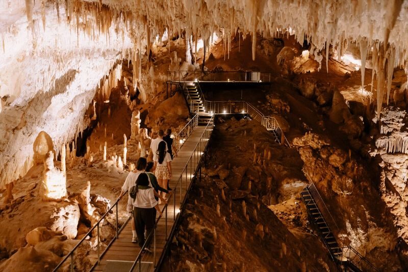 Jewel Cave Tour in Margaret River - Stairs, walking shoes and a steady pace