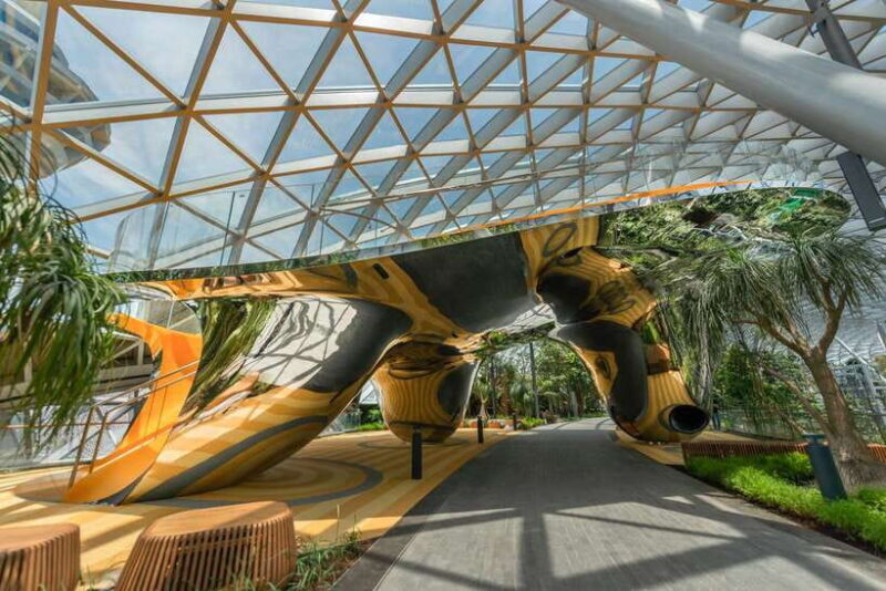 Jewel Changi Airport: Hedge Maze and Canopy Park Ticket - The Hedge Maze: A Challenge and a Viewpoint