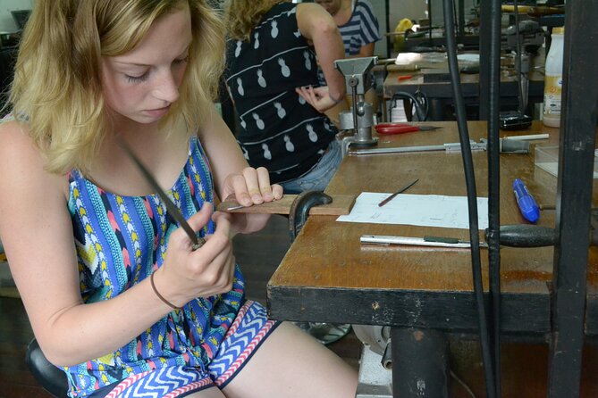 Jewellery Making Class With Silversmithing in Chiang Mai - Class Size and Traveler Limit