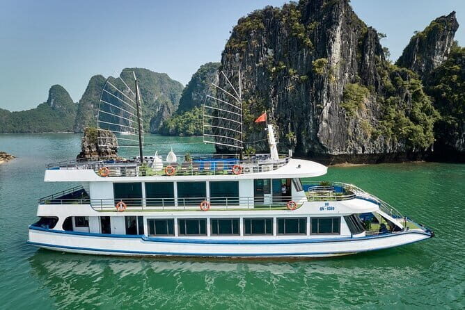 JEWELS OF THE BAY CRUISE - Luxury 1 Day Tour in Halong Bay - An In-Depth Look at the Jewels of the Bay Cruise Experience