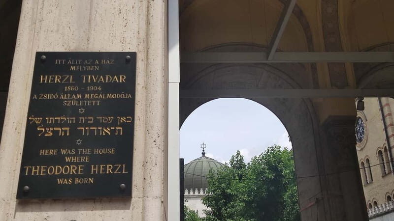 Jewish Budapest (German-language city tour) - Good To Know