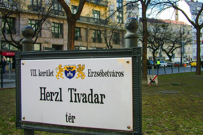 Jewish Heritage / Full Tour - Frequently Asked Questions