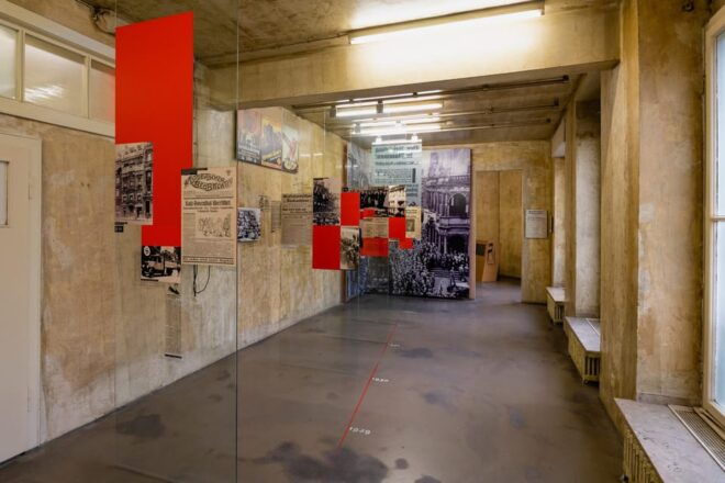 Jewish Heritage Private Walking Tour & Visit ELDE Museum - Experience the EL-DE Museum