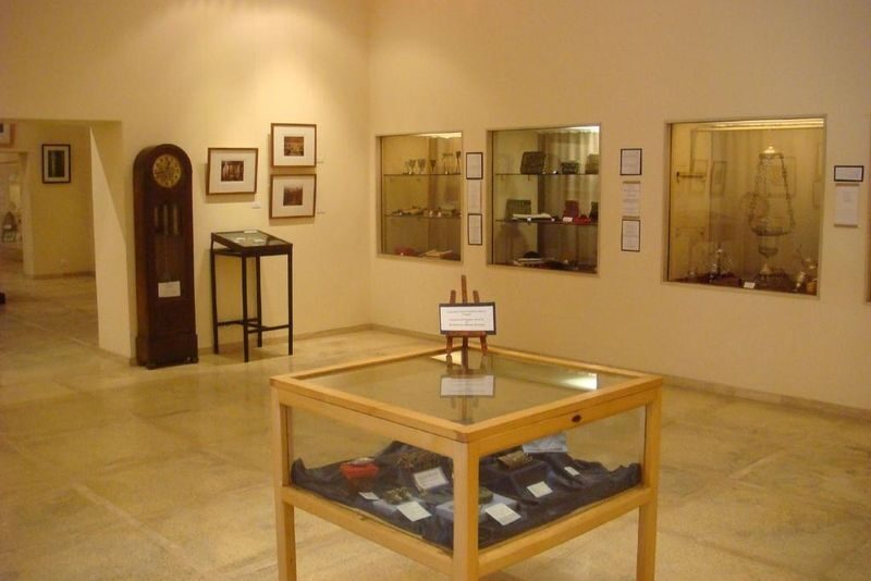 Jewish Heritage Tour with Kosher Lunch in Casablanca - The Museum of Moroccan Judaism provides context
