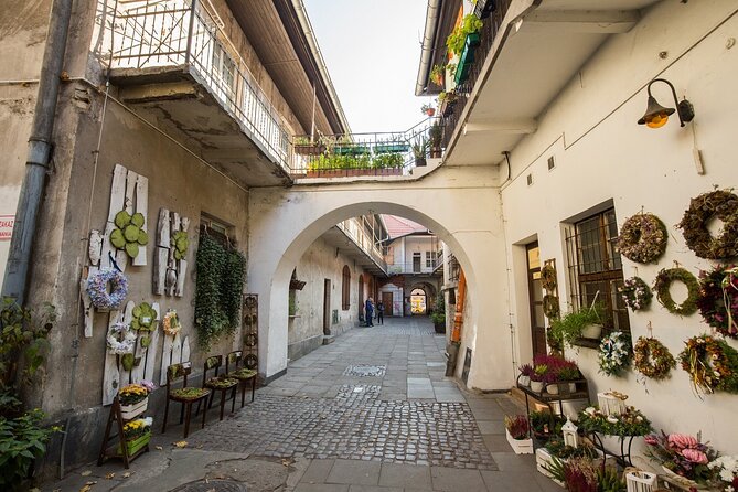 Jewish Krakow 3-Day Guided Tour With Wieliczka and Auschwitz - Day 2 Itinerary