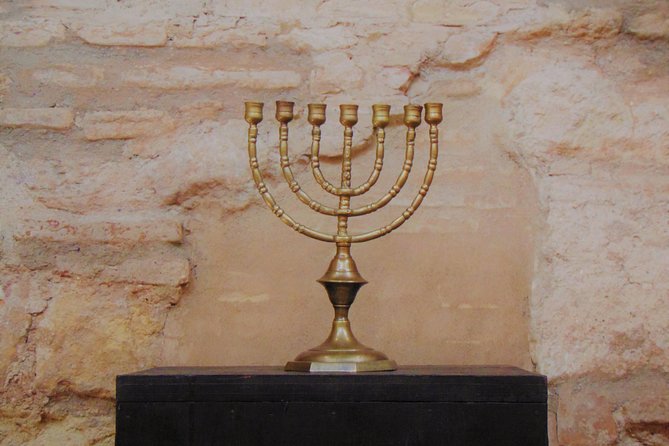 Jewish Quarter and Alcazar of the Christian Monarchs - Common Questions
