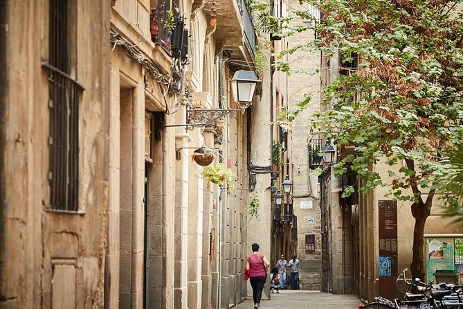 Jewish Quarter of Barcelona Private Tour With Hotel Pick-Up - Cancellation Policy